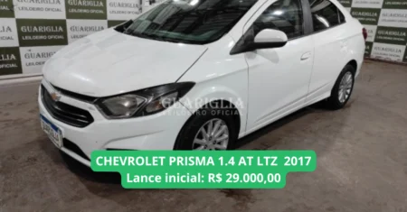 CHEVROLET PRISMA 1.4 AT LTZ modelo 2017 em leilão com lance inicial de R$ 29.000,00, com direção hidráulica, manual do proprietário e vidro elétrico