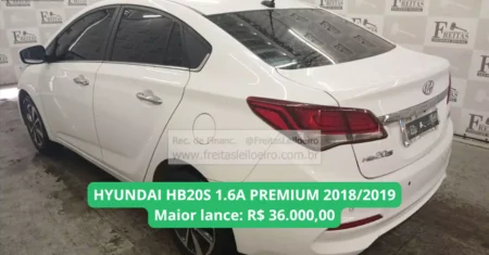 HYUNDAI HB20S 1.6A PREMIUM modelo 2019 em leilão com maior lance de R$ 36.000,00, com IPVA 2025 pago, direção hidráulica e ar condicionado